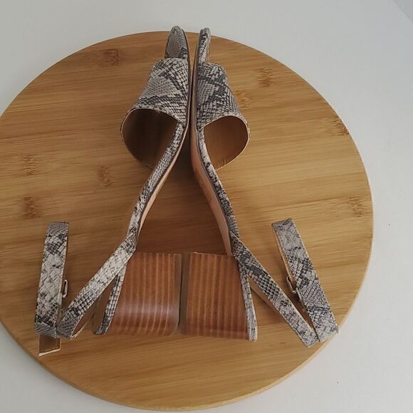 J. Crew Snake Print Square Heel Strappy Sandals Women's Shoe Size 8.5 - Picture 8 of 10